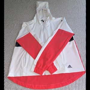 Adidas Sports Windbreker.